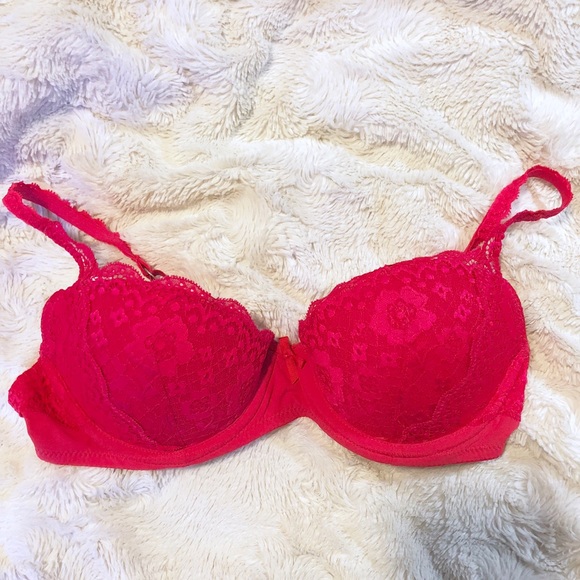 Gilly Hicks Other - Red Lace Push-Up Bra